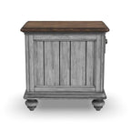 Table d'appoint Plymouth marron en bois par Flexsteel - 16 x 23 x 23