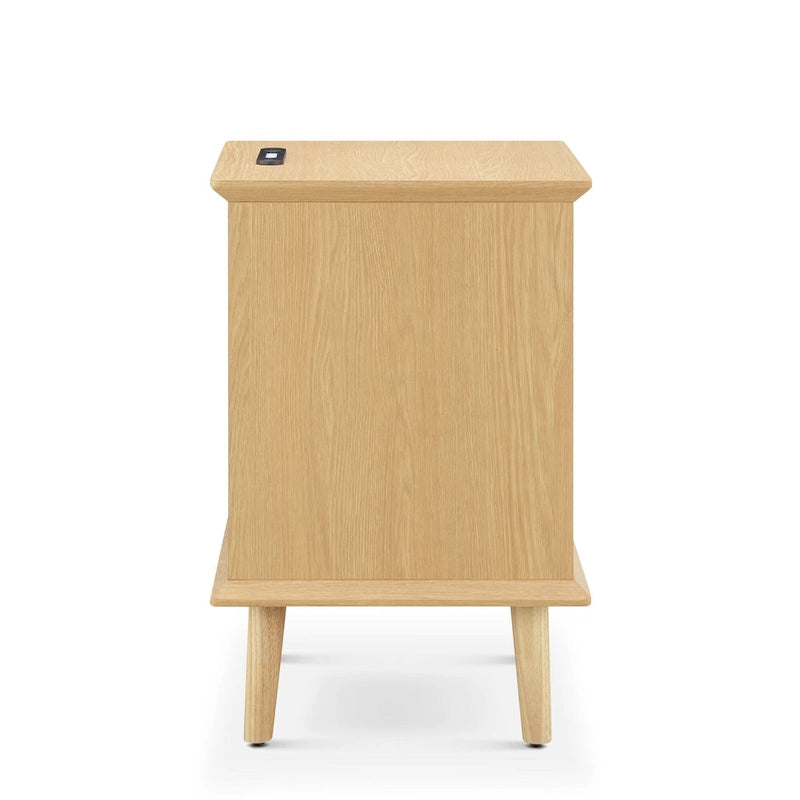 Tavolino d'appoggio Chelsea Square Teagan in Rattan con Cassetto Contenitore, Stazione di Ricarica e Luce LED Touch - 15,25x23,75