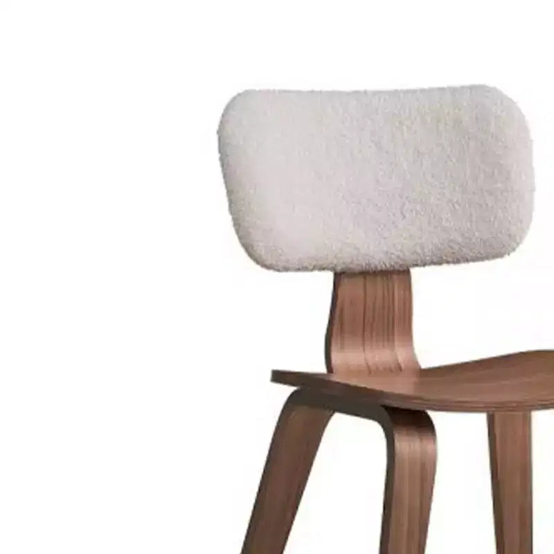 Sedia da pranzo Casson da 46,5 cm, bouclé bianco e noce: stile Mid-century, seduta curva