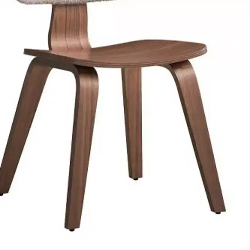 Sedia da pranzo Casson da 46,5 cm, bouclé bianco e noce: stile Mid-century, seduta curva