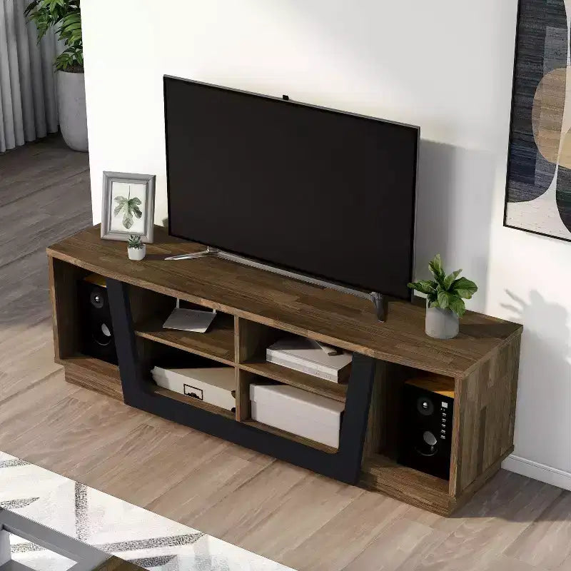 Mobile TV transizionale Rockyford per TV fino a 70" color Hickory chiaro: Consolle moderna con gestione cavi, ripiani fissi