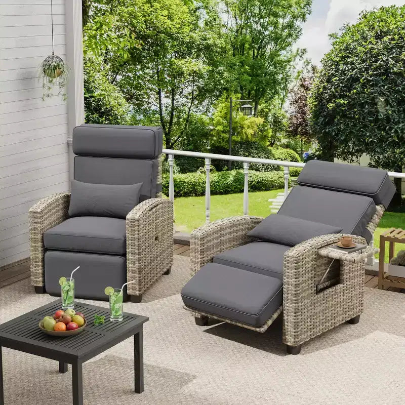 Outdoor Recliner Chair, Reclining Patio Chairs with Adjustable Backrest & Footrest, Wicker Lounge Recliner Up to 150 with Flip-Up Table