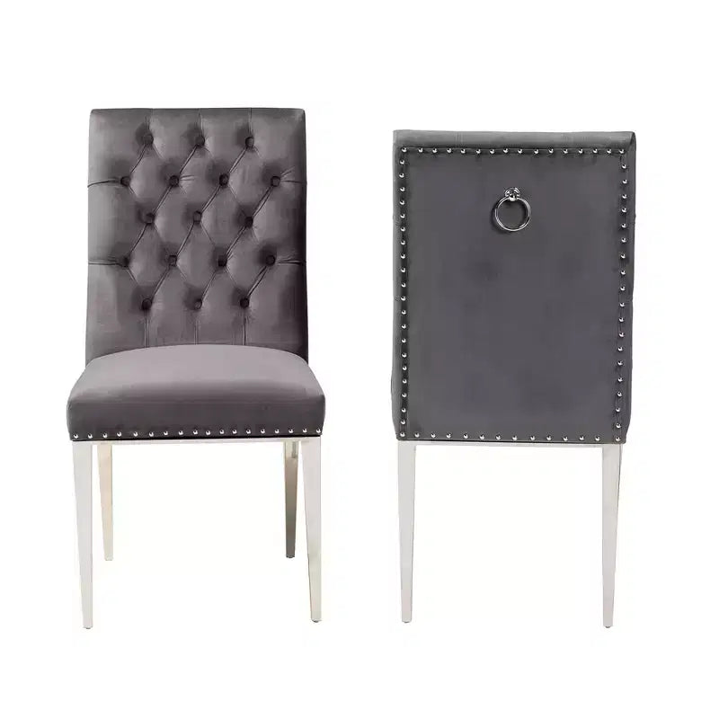 Sedia da pranzo Caspera in velluto e metallo, stile glam contemporaneo e lussuoso