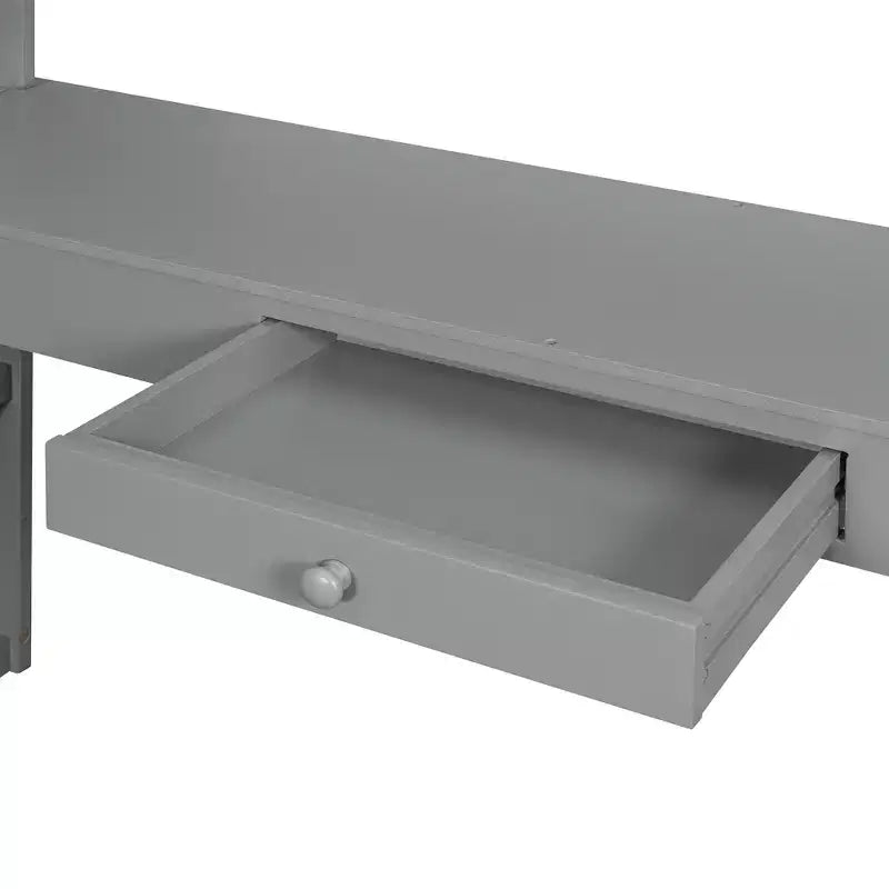 Letto a soppalco in legno per una piazza e mezza/matrimoniale con scala, mensole, cassetto e scrivania