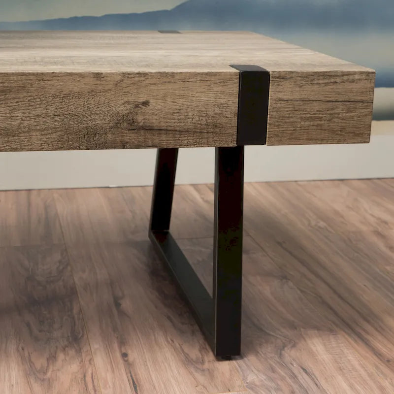 Tavolino da caffè Abitha effetto legno di Christopher Knight Home - 43.25 L x 23.60 W x 16.75 H