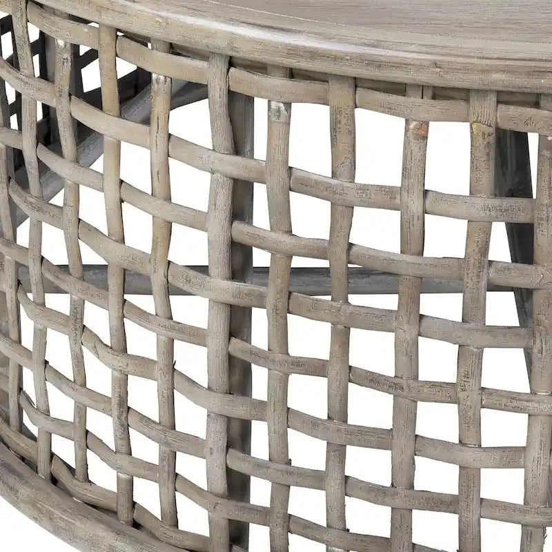 Tavolino da caffè rotondo in legno massello grigio e rattan di East at Main