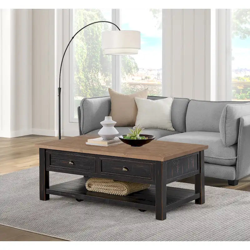 Tavolino da caffè The Gray Barn Downington in legno massello con 2 cassetti
