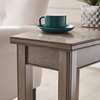 Tavolino Cuneiforme Reclinabile con Scaffale Laurent di Leick Home