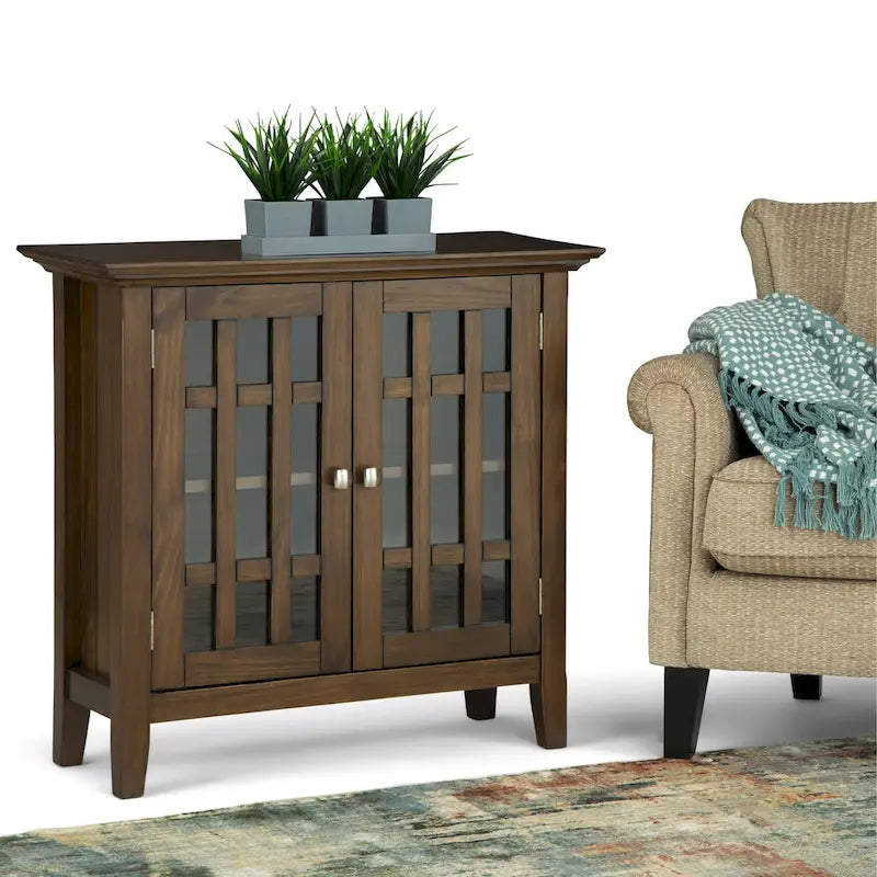 WYNDENHALL Halifax Armadietto multiuso 37 pollici in LEGNO MASSELLO in stile Transizionale - 37w x 17d x 36 h