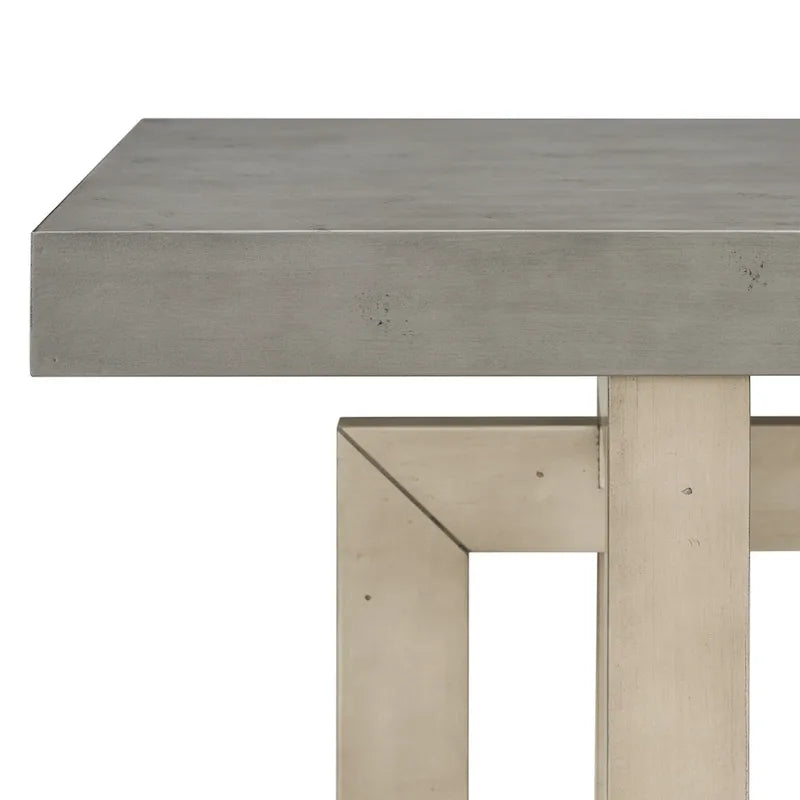 Consolle con piano in legno e cemento di ispirazione industriale