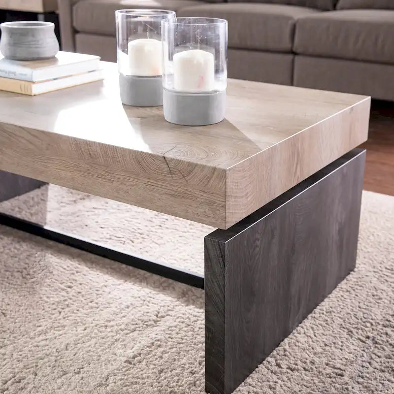Tavolino da caffè bicolore Hedgefield di SEI Furniture
