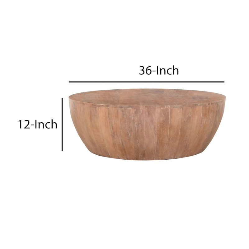 Table basse ronde en bois Arthur avec piètement à lattes, marron vieilli