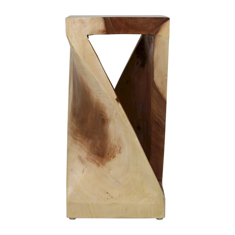 Tavolino scolpito in legno naturale di East at Main