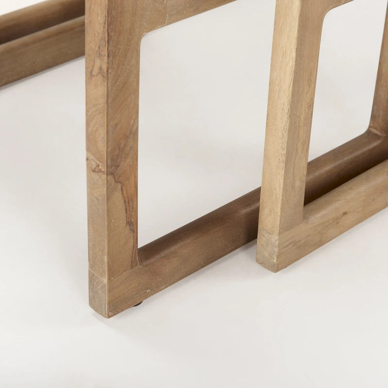 Tavolini ad incastro quadrati con struttura in legno massello e inserti in canna d'India Grier (set da 2) - 20L x 20P x 23A
