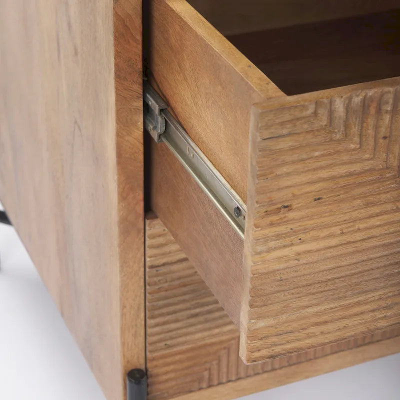 Tavolino d'appoggio Cairo in legno massello marrone chiaro con struttura in ferro nero e 2 cassetti - 22L x 22W x 26H