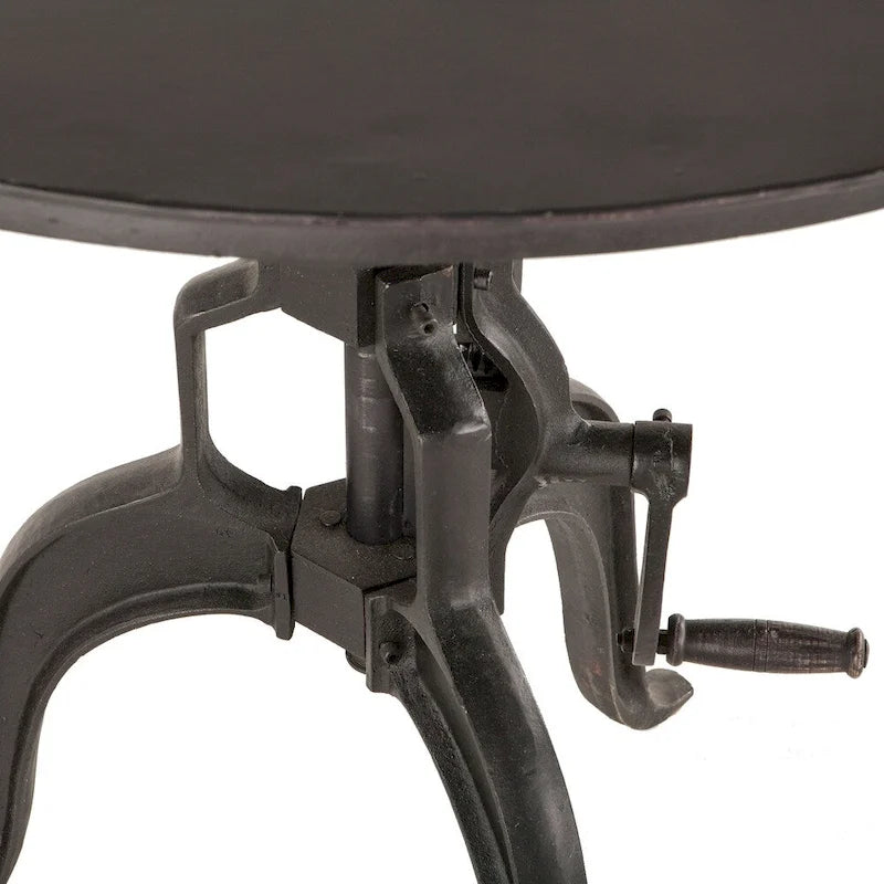 Tavolino laterale regolabile grande con manovella in metallo riciclato di World Interiors