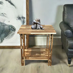 Tavolino terminale architettonico in legno di acacia con ripiano