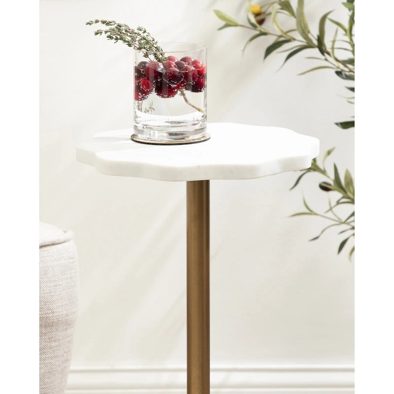 Table d'appoint Kate and Laurel Sanzo en marbre festonné et métal