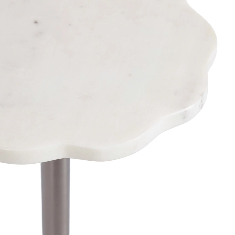 Table d'appoint Kate and Laurel Sanzo en marbre festonné et métal