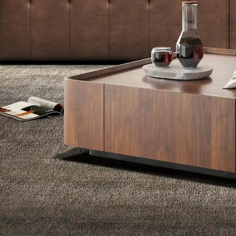 Tavolino da caffè quadrato moderno di metà secolo con finitura in legno e cassetti